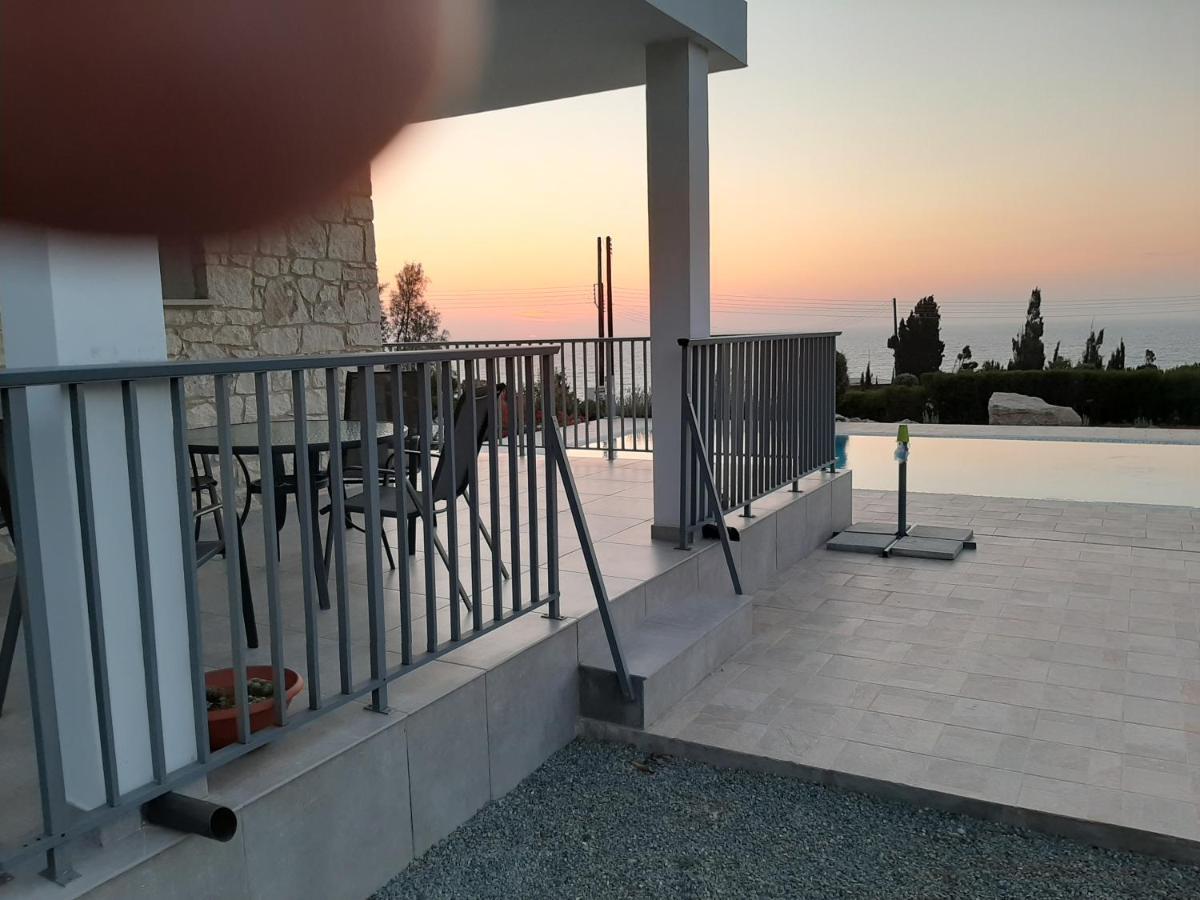 Pomos Idol Exceptional Beach Villa Exterior foto
