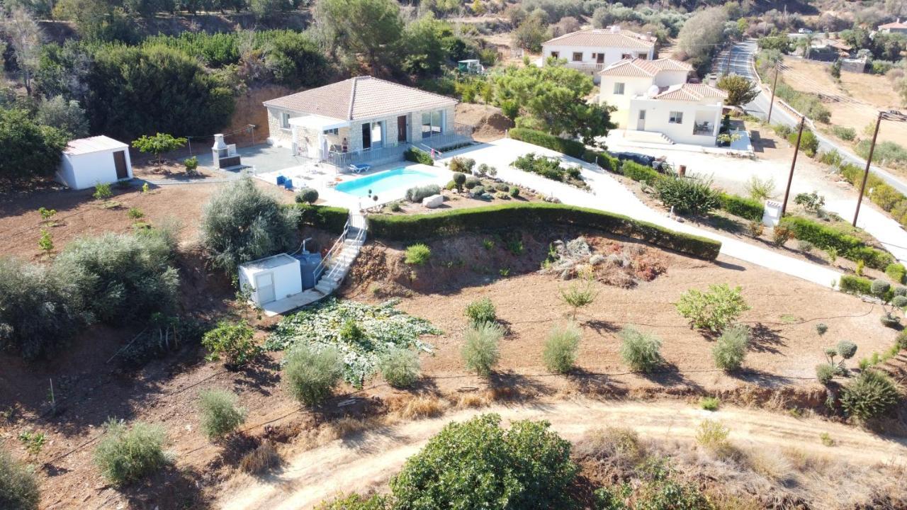 Pomos Idol Exceptional Beach Villa Exterior foto