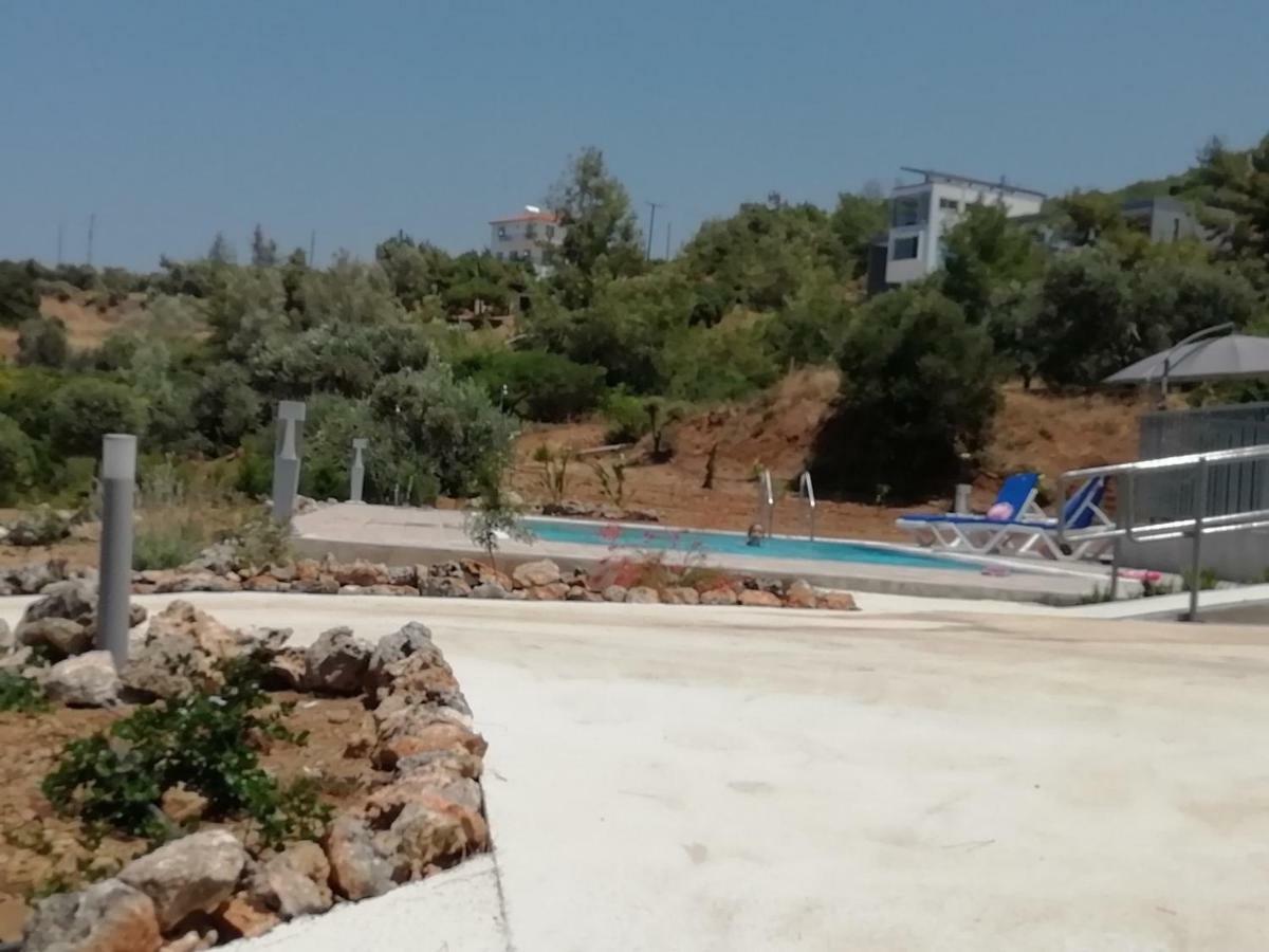 Pomos Idol Exceptional Beach Villa Exterior foto