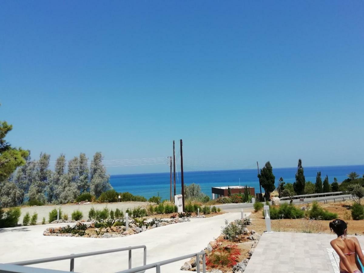 Pomos Idol Exceptional Beach Villa Exterior foto
