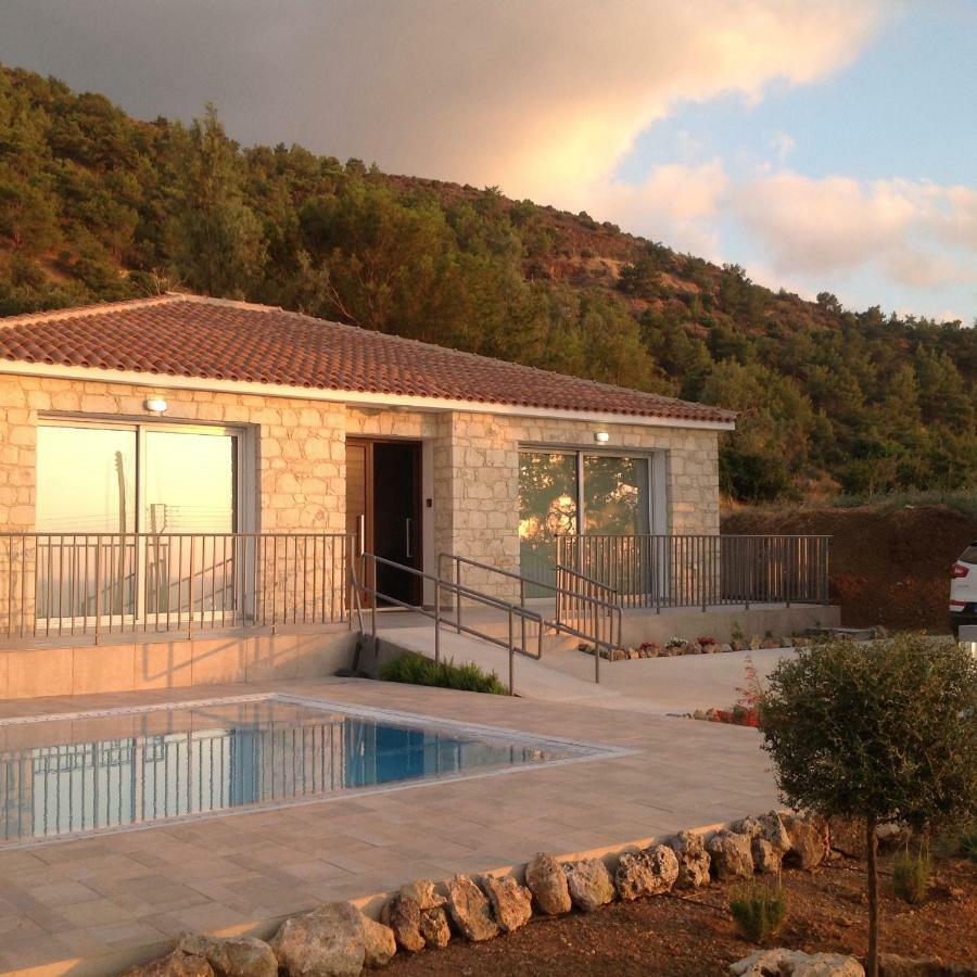 Pomos Idol Exceptional Beach Villa Exterior foto