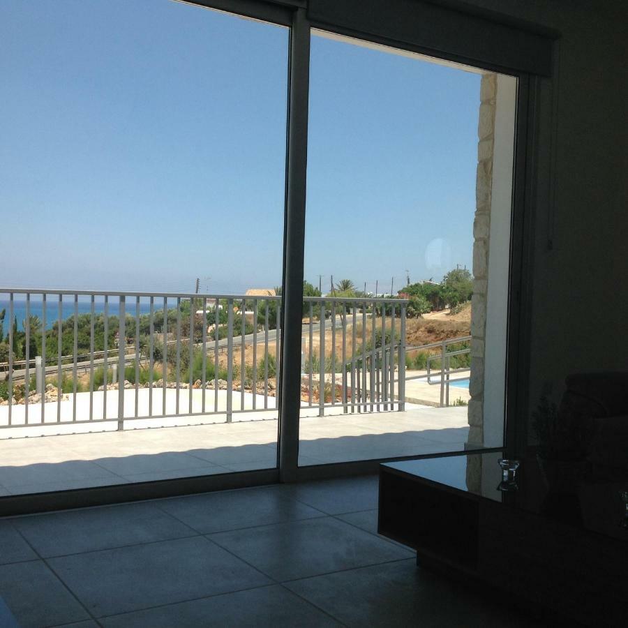 Pomos Idol Exceptional Beach Villa Exterior foto