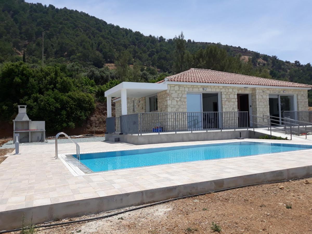 Pomos Idol Exceptional Beach Villa Exterior foto